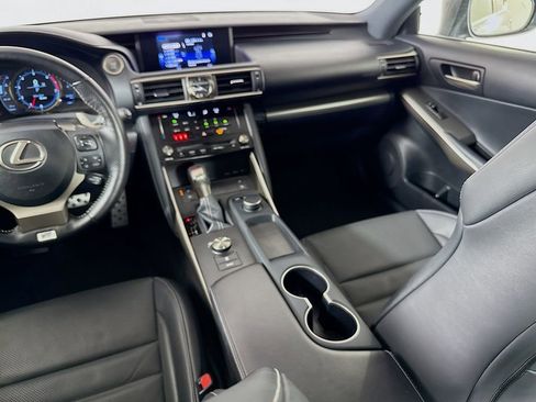 Used 2018 Lexus IS 300 F Sport image 23
