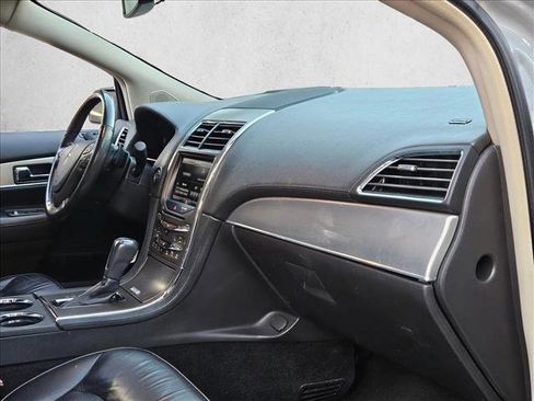 Used 2013 Lincoln MKX AWD image 25