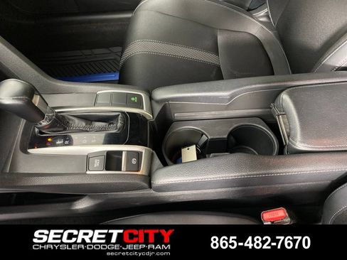 Used 2019 Honda Civic Sport image 22
