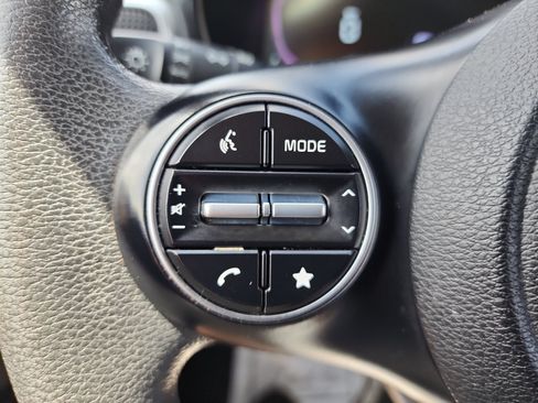 Used 2023 Kia Soul LX w/ Option Group 015 FWD image 20