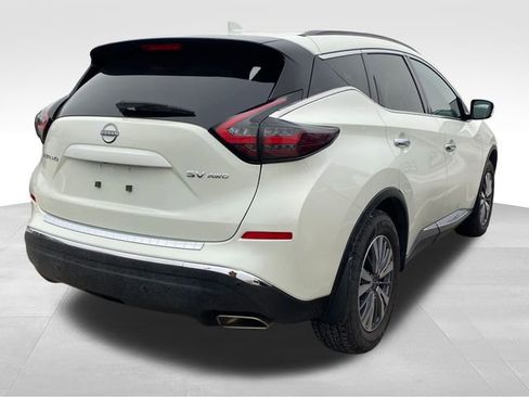 Used 2023 Nissan Murano SV image 3