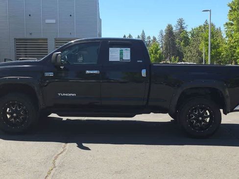 Used 2014 Toyota Tundra SR5 AWD/4WD image 5