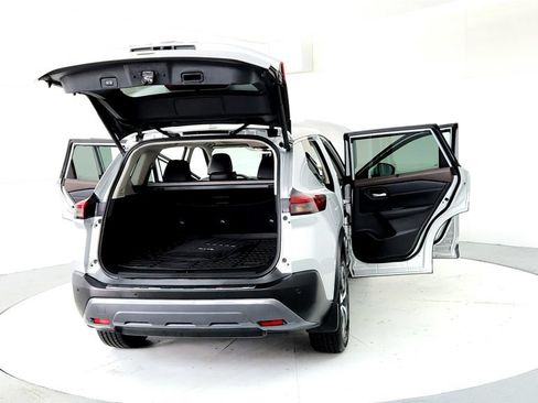 Used 2022 Nissan Rogue SL w/ SL Premium Package AWD/4WD image 11