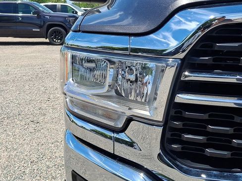 Used 2023 RAM 2500 Big Horn AWD/4WD image 12