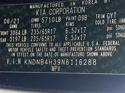 Used 2022 Kia Carnival LX image 33