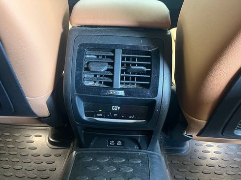 Used 2023 BMW X3 xDrive30i w/ Premium Package AWD/4WD image 9