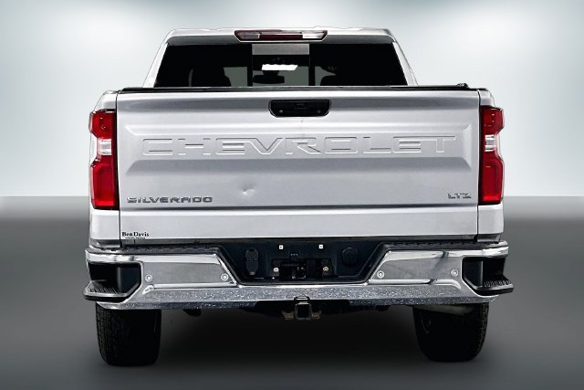 Used 2020 Chevrolet Silverado 1500 LTZ w/ LTZ Plus Package AWD/4WD image 6