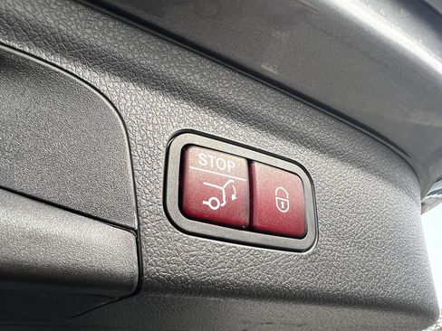 Used 2024 Mercedes-Benz GLE 53 AMG 4MATIC image 41