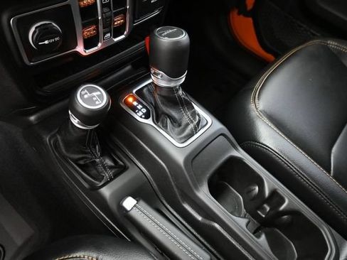 Used 2025 Jeep Gladiator Sport AWD/4WD image 24