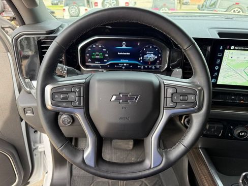 Used 2025 Chevrolet Silverado 1500 RST w/ Protection Package AWD/4WD image 15