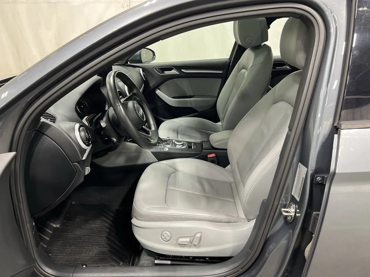 Used 2018 Audi A3 2.0T Premium w/ Convenience Package AWD/4WD image 2