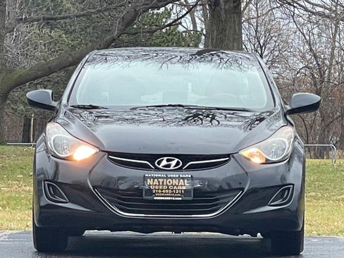 Used 2012 Hyundai Elantra GLS image 7