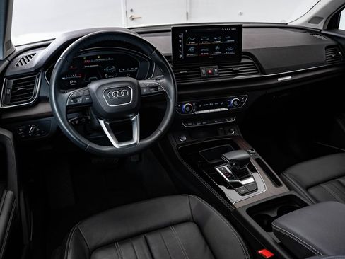 Used 2023 Audi Q5 2.0T Premium Plus w/ Premium Plus Package AWD/4WD image 4