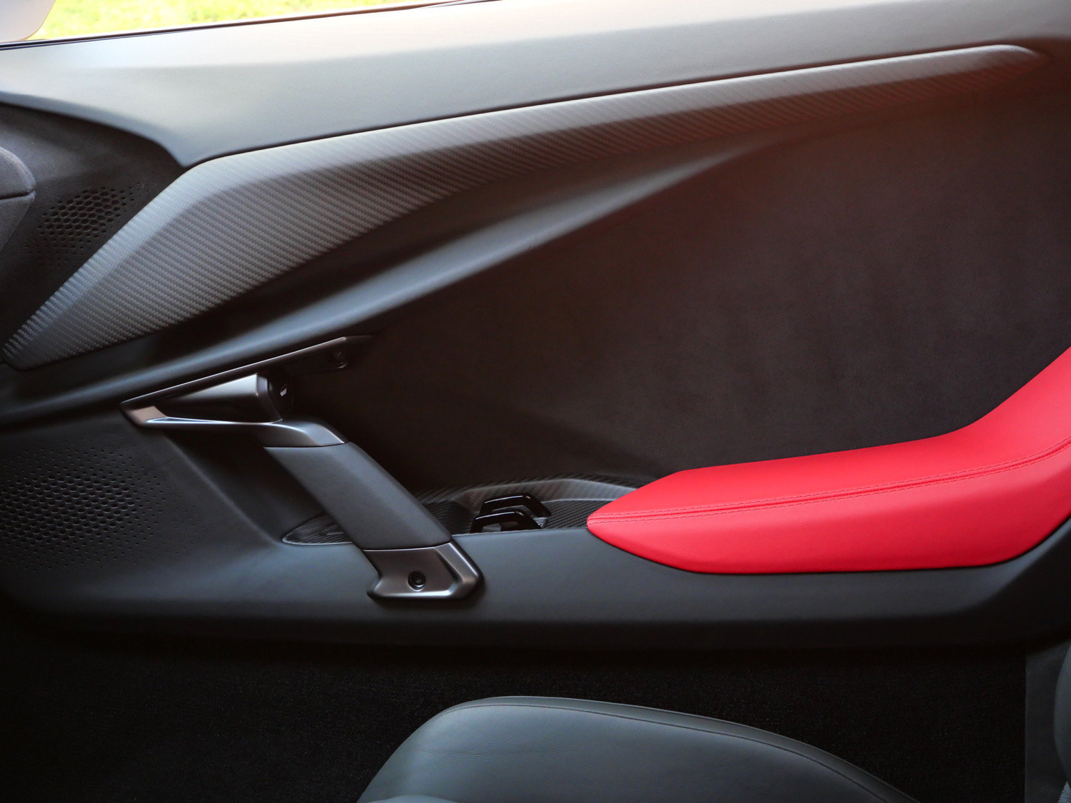 Used 2024 Lamborghini Revuelto AWD/4WD image 19