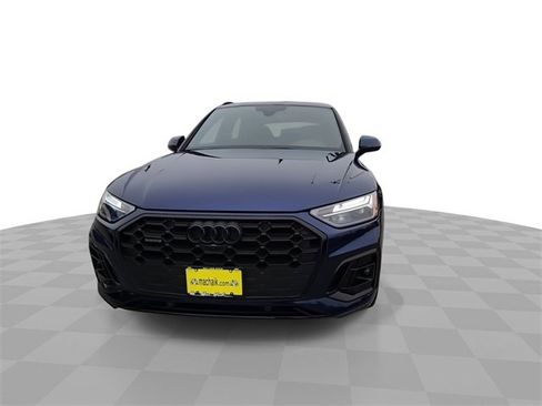 Used 2025 Audi Q5 2.0T Premium Plus w/ Premium Plus Package image 3