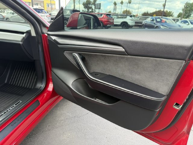 Used 2022 Tesla Model 3 RWD image 5