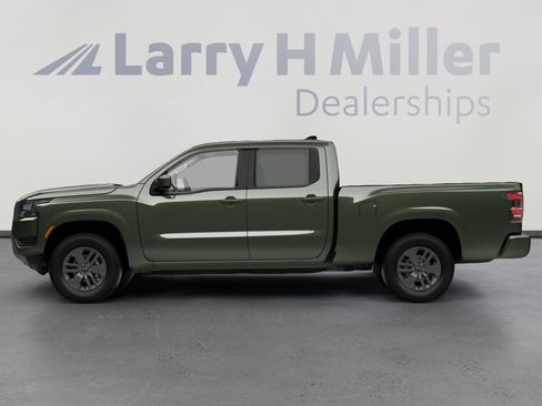 New 2026 Nissan Frontier SV w/ Tow Package AWD/4WD image 8