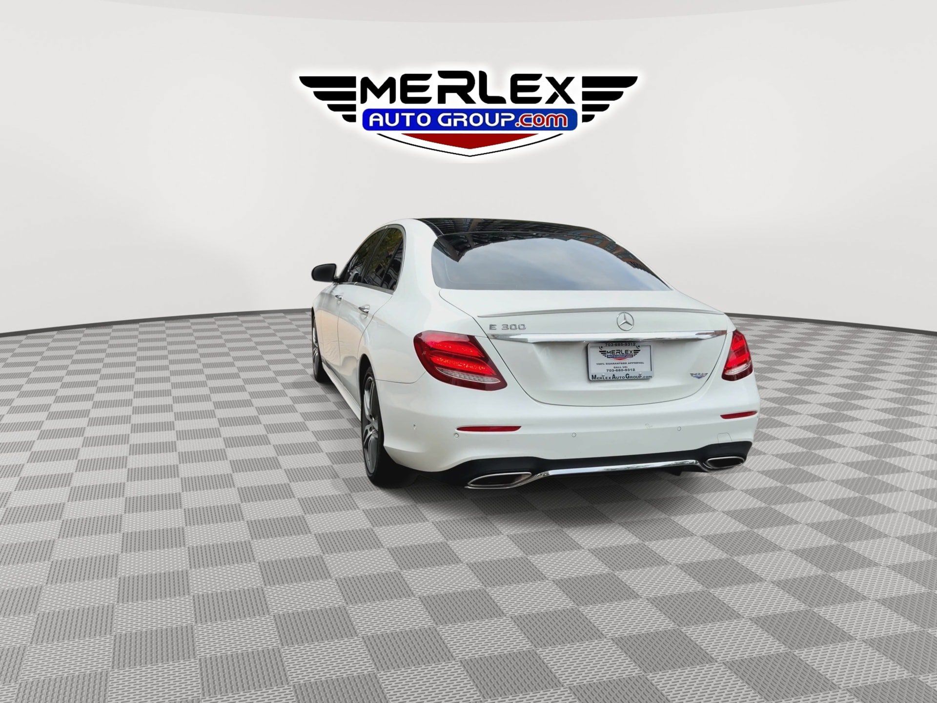 Used 2019 Mercedes-Benz E 300 w/ Premium 1 Package image 7