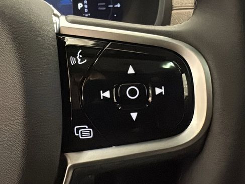 New 2026 Volvo XC90 T8 Plus image 14