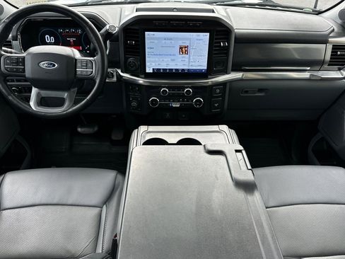 Used 2022 Ford F150 Lariat w/ Max Trailer Tow Package image 12