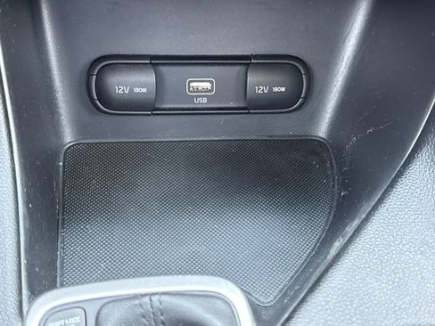 Used 2022 Kia Sportage LX FWD image 23