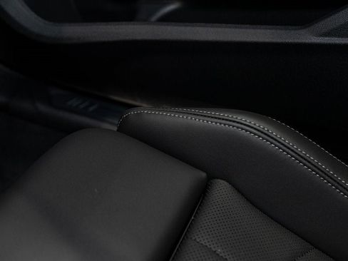 Used 2026 BMW M235i xDrive w/ Technology Package image 22