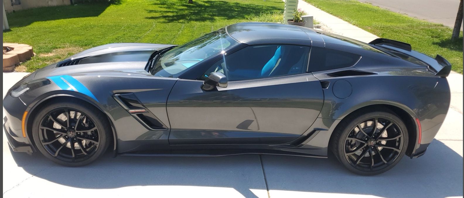 Used 2017 Chevrolet Corvette Grand Sport RWD image 2