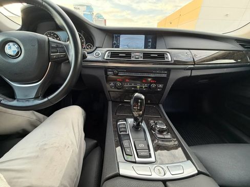 Used 2012 BMW 740i RWD image 21