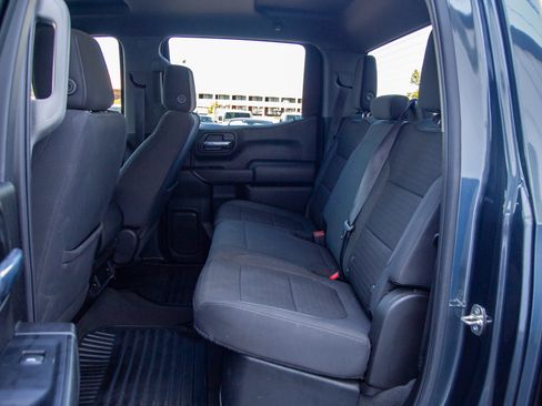 Used 2022 Chevrolet Silverado 1500 Custom Trail Boss w/ Safety Confidence Package AWD/4WD image 25