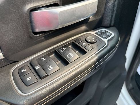 Used 2024 RAM 3500 Big Horn AWD/4WD image 28