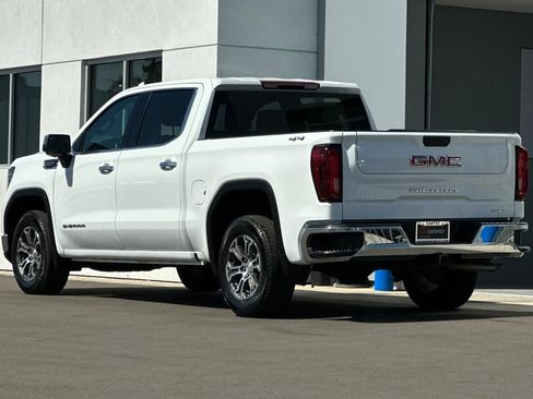 Used 2025 GMC Sierra 1500 SLT AWD/4WD image 6