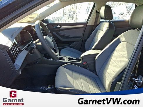 New 2026 Volkswagen Jetta SE image 7