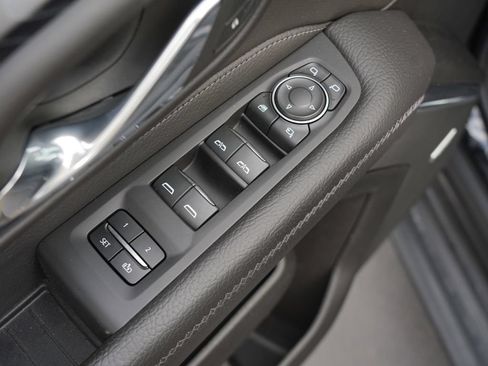 Used 2023 GMC Yukon Denali w/ Max Trailering Package AWD/4WD image 16