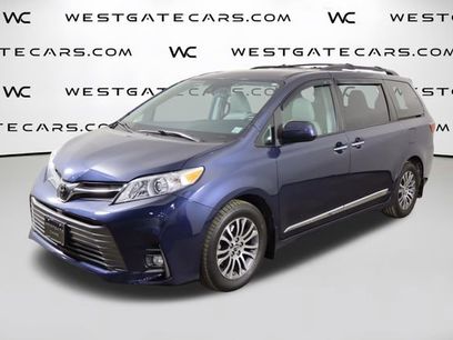Used 2020 Toyota Sienna XLE w/ XLE Navigation Package