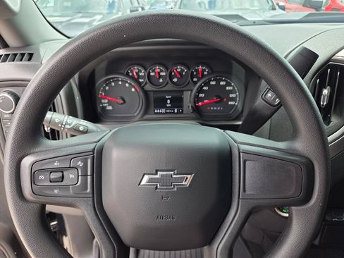 Used 2025 Chevrolet Silverado 1500 Custom Trail Boss AWD/4WD image 26