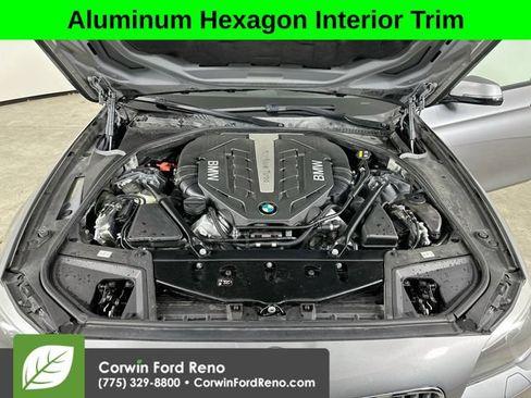 Used 2016 BMW 550i xDrive Sedan AWD/4WD image 32