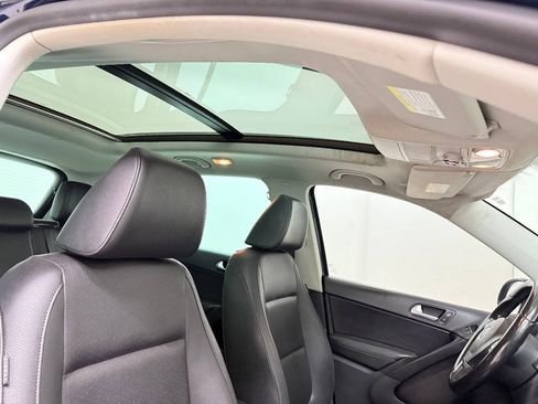 Used 2013 Volkswagen Tiguan SE FWD image 36