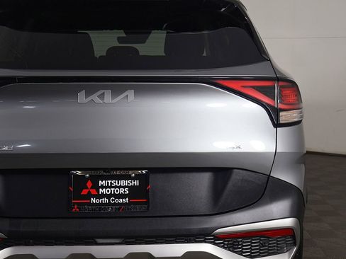 Used 2024 Kia Sportage EX image 16