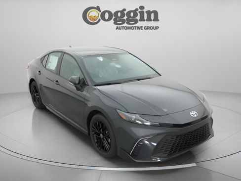 New 2026 Toyota Camry SE FWD image 24