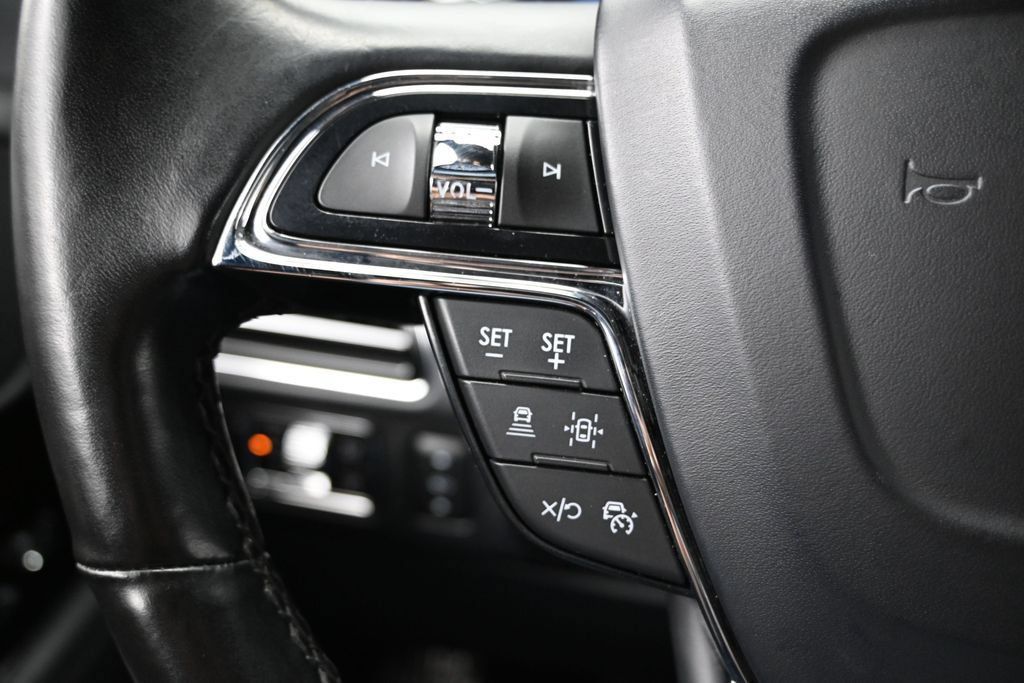 Used 2022 Lincoln Navigator L Reserve AWD/4WD image 33