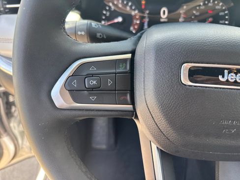 Used 2024 Jeep Compass Limited AWD/4WD image 20