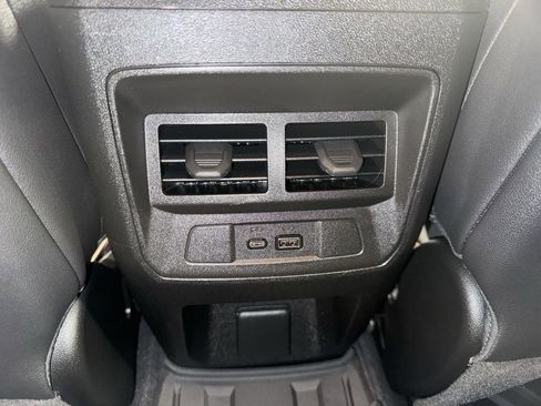 Used 2023 GMC Canyon AT4 image 32