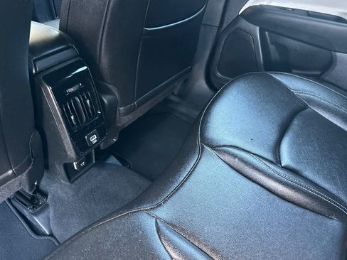 Used 2025 Jeep Compass Limited AWD/4WD image 12