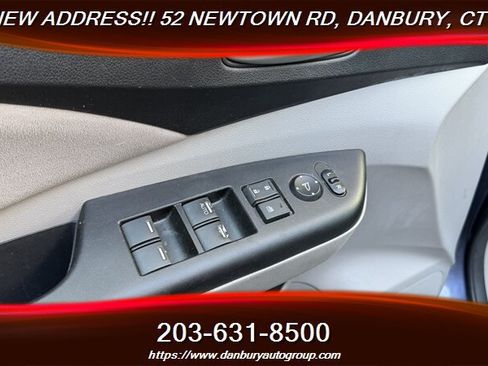 Used 2013 Honda CR-V EX image 11