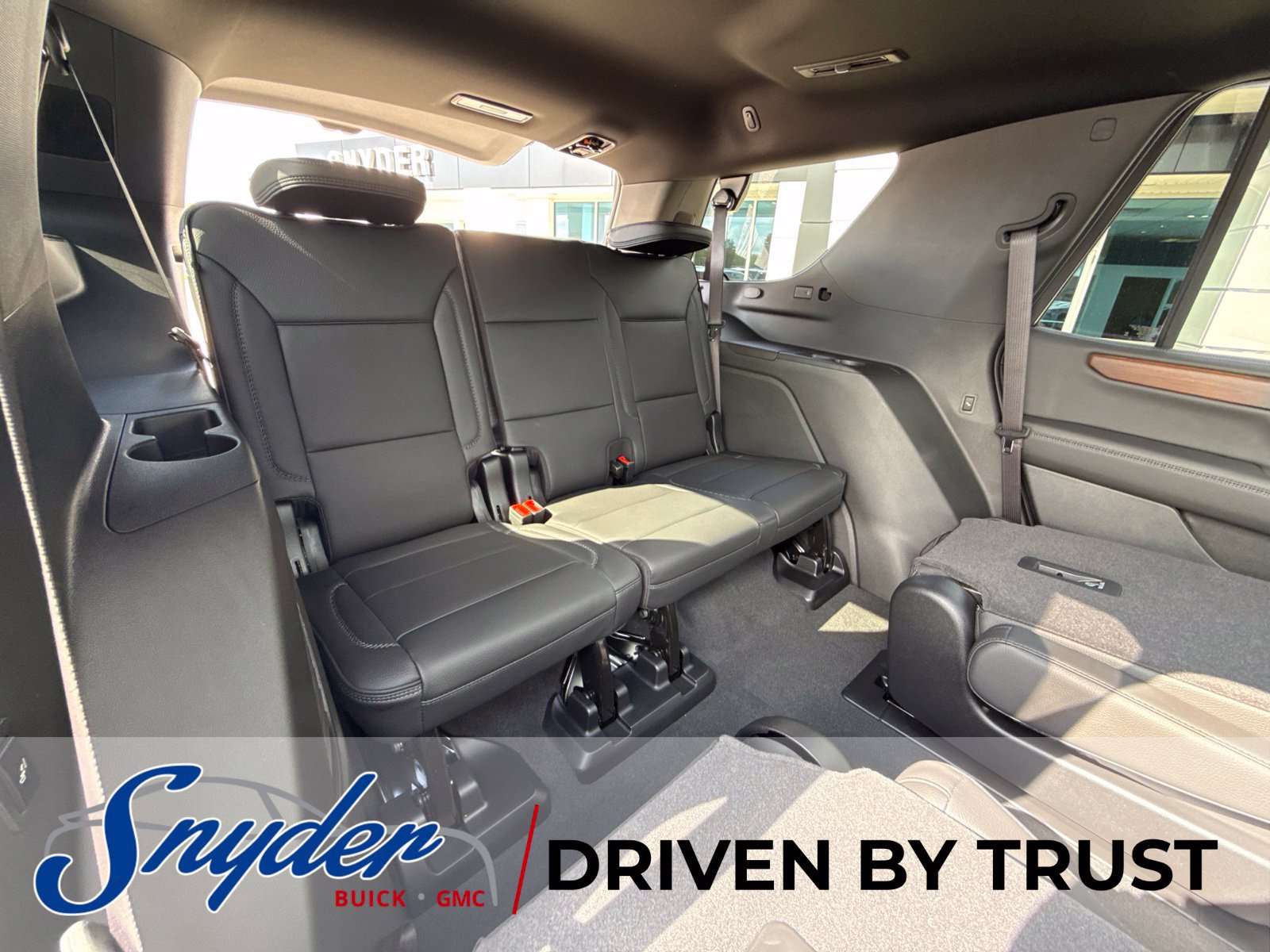 New 2026 GMC Yukon Denali w/ Advanced Technology Package AWD/4WD image 22
