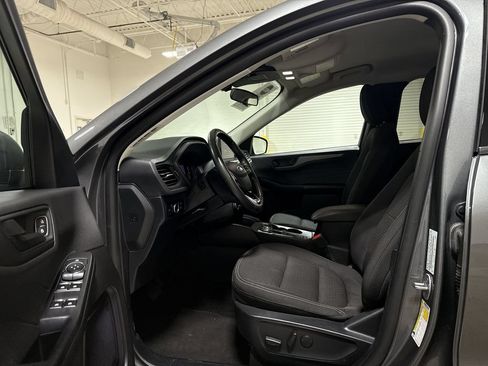 Used 2024 Ford Escape Active AWD/4WD image 19