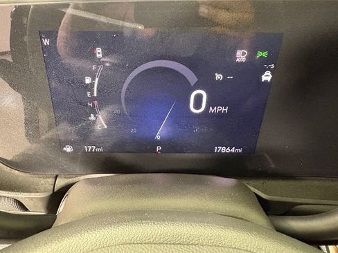 Used 2026 Buick Envista Preferred FWD image 26
