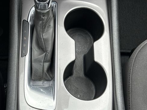 Used 2022 Chevrolet Malibu LS FWD image 23