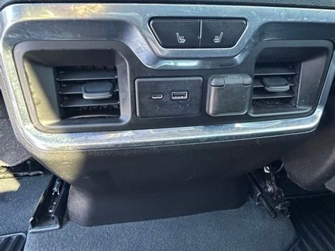 Used 2021 GMC Sierra 3500 Denali w/ Denali Ultimate Package image 19