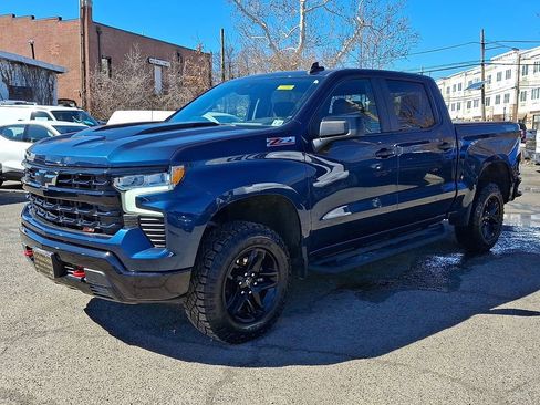 Used 2022 Chevrolet Silverado 1500 LT Trail Boss w/ Protection Package image 4